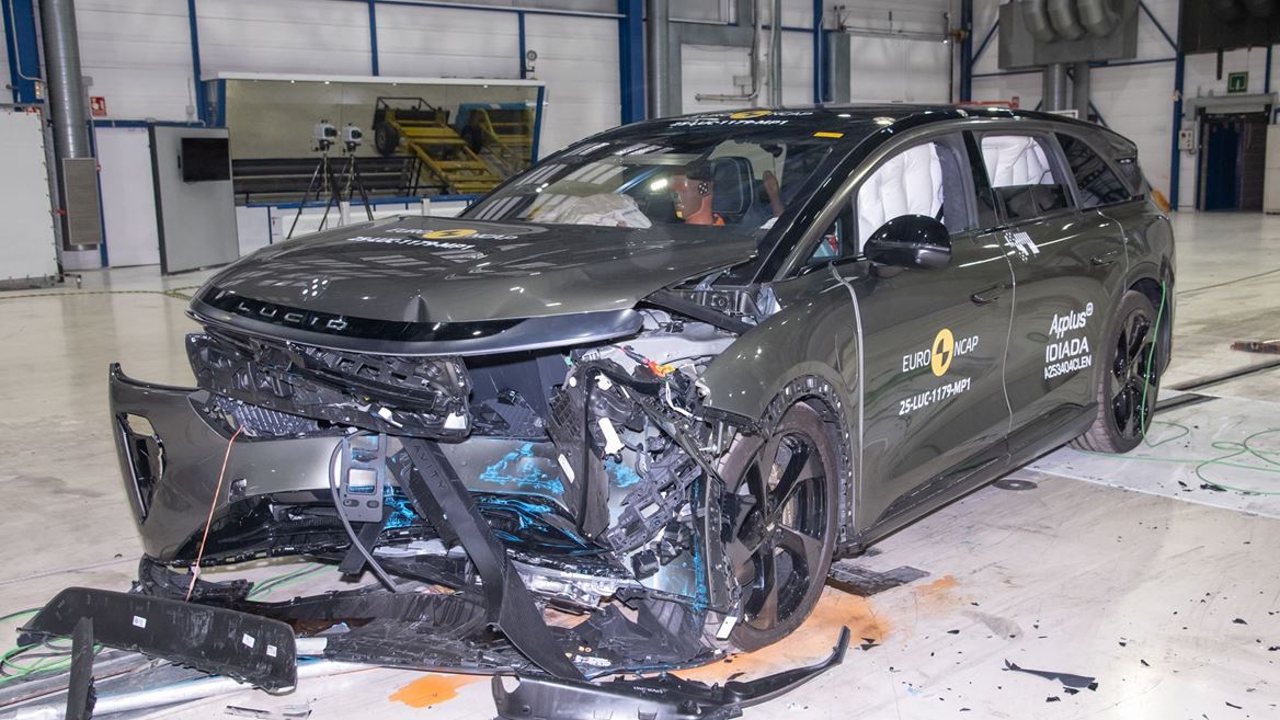 Lucid Gravity Mobile Progressive Deformable Barrier test 2025 after crash