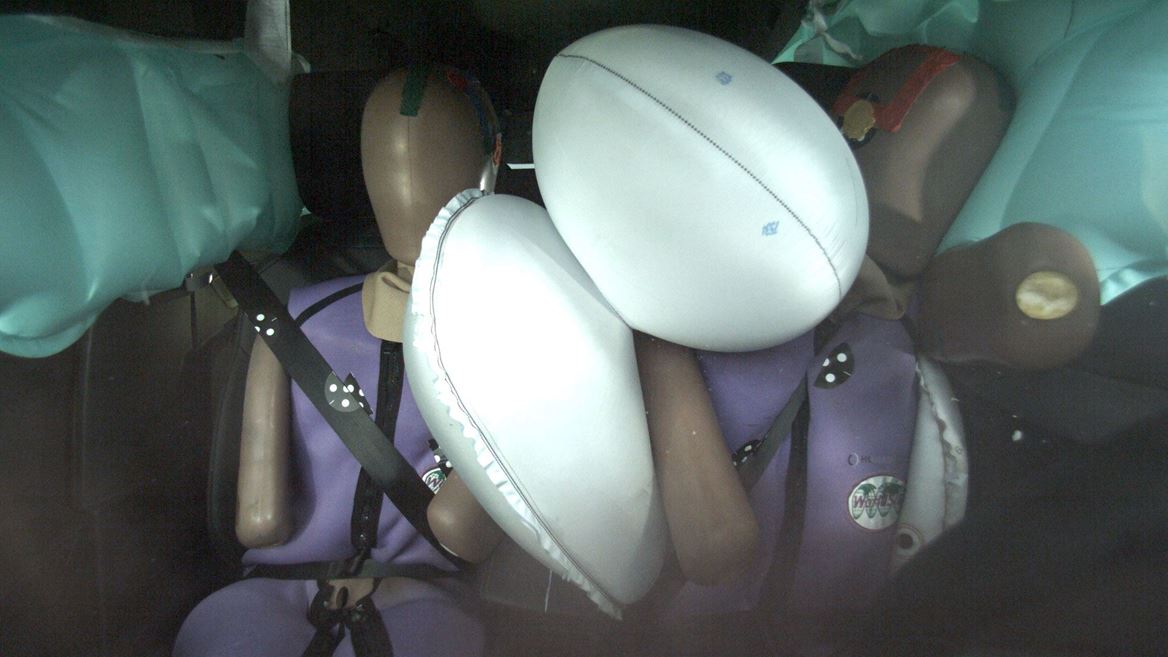 CUPRA Formentor Far Side impact test 2025