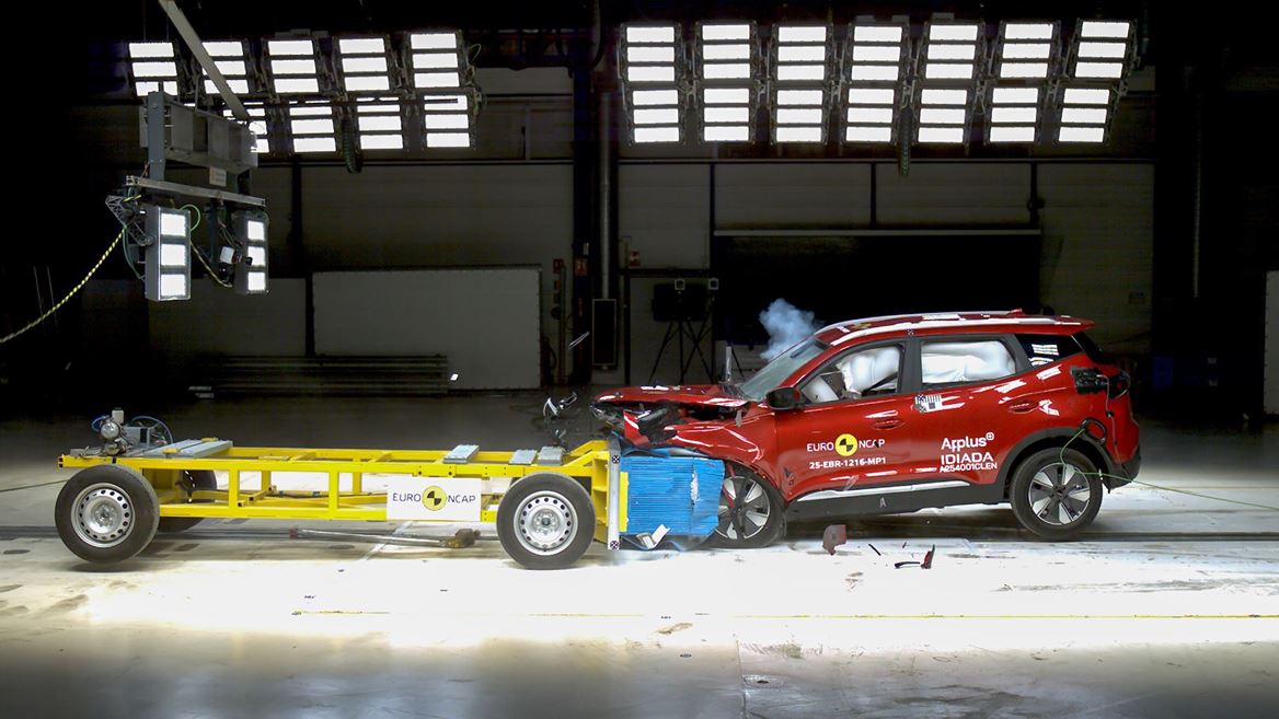 EBRO s400 Mobile Progressive Deformable Barrier test 2025