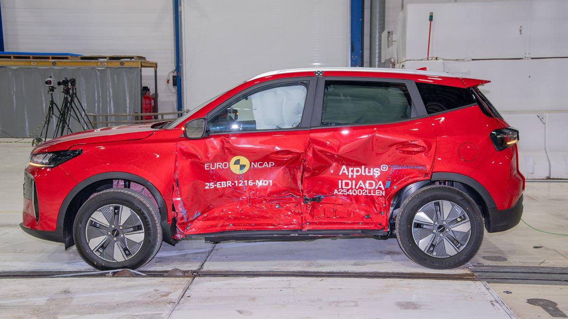 EBRO s400 Side Mobile Barrier test 2025 after crash