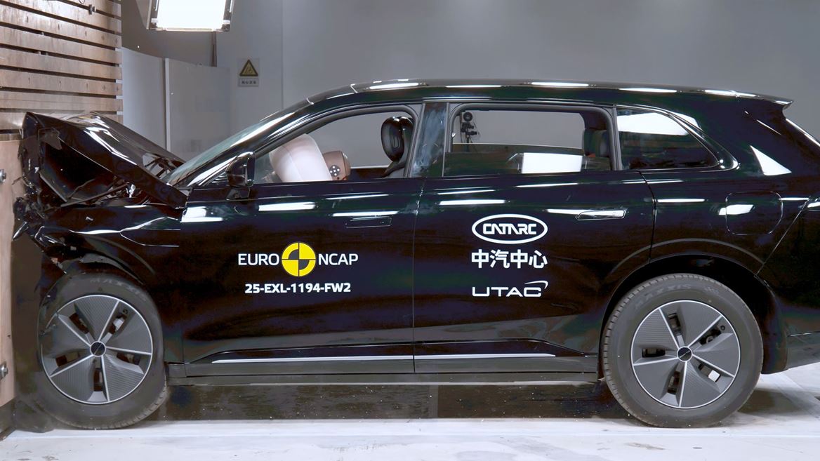 EXLANTIX ET Full Width Rigid Barrier test 2025