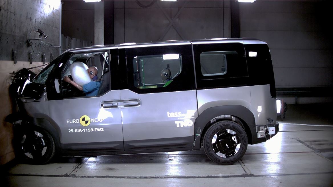 Kia PV5 Passenger Full Width Rigid Barrier test 2025