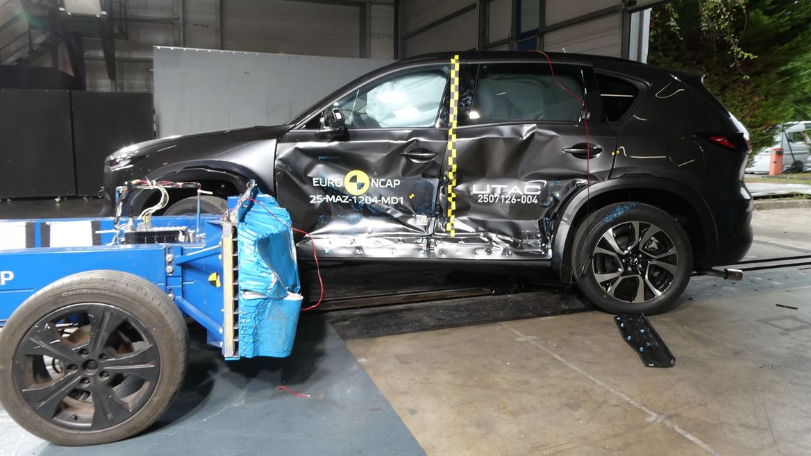 MAZDA CX 5 Side Mobile Barrier test 2025 after crash