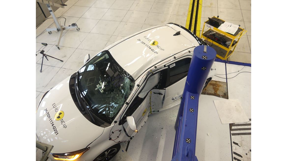 Toyota Yaris Side Pole test 2025 after crash