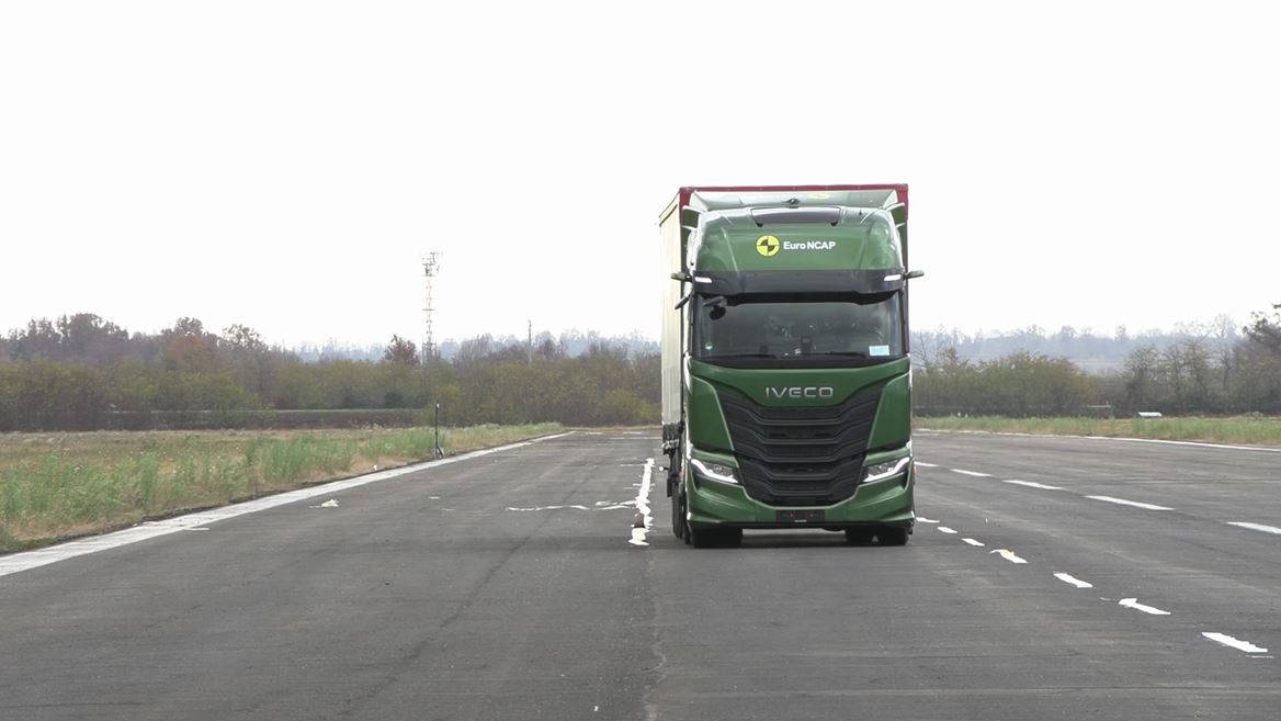 IVECO S WAY Commercial Truck Safety Tests 2026
