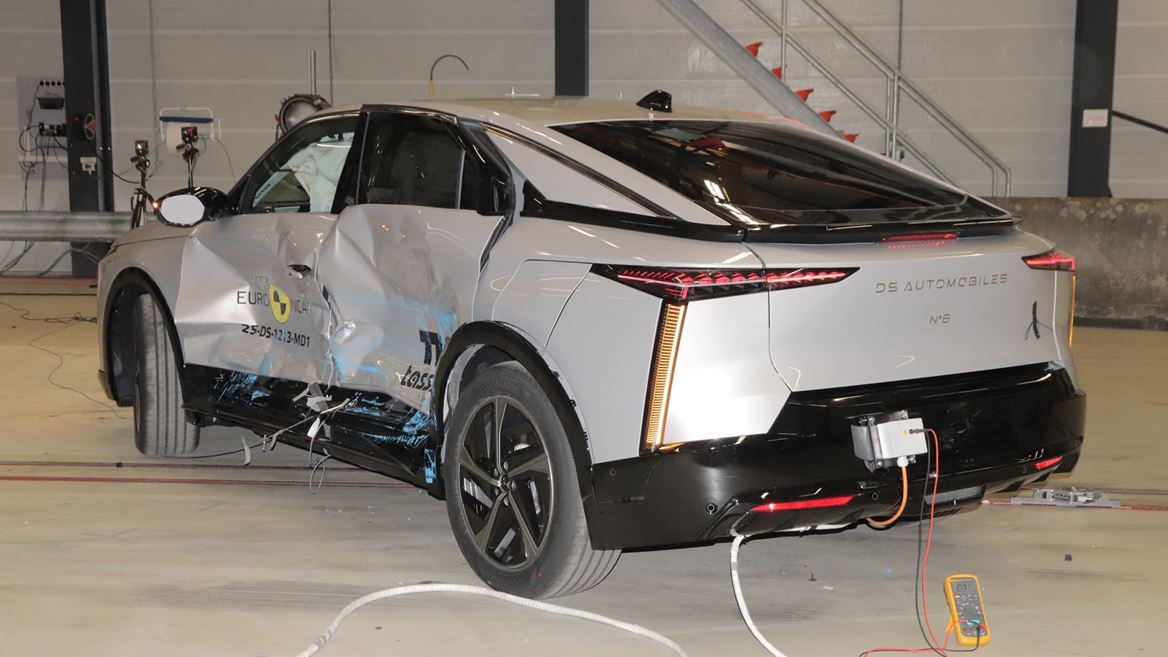 DS N 8 Side Mobile Barrier test 2025 after crash