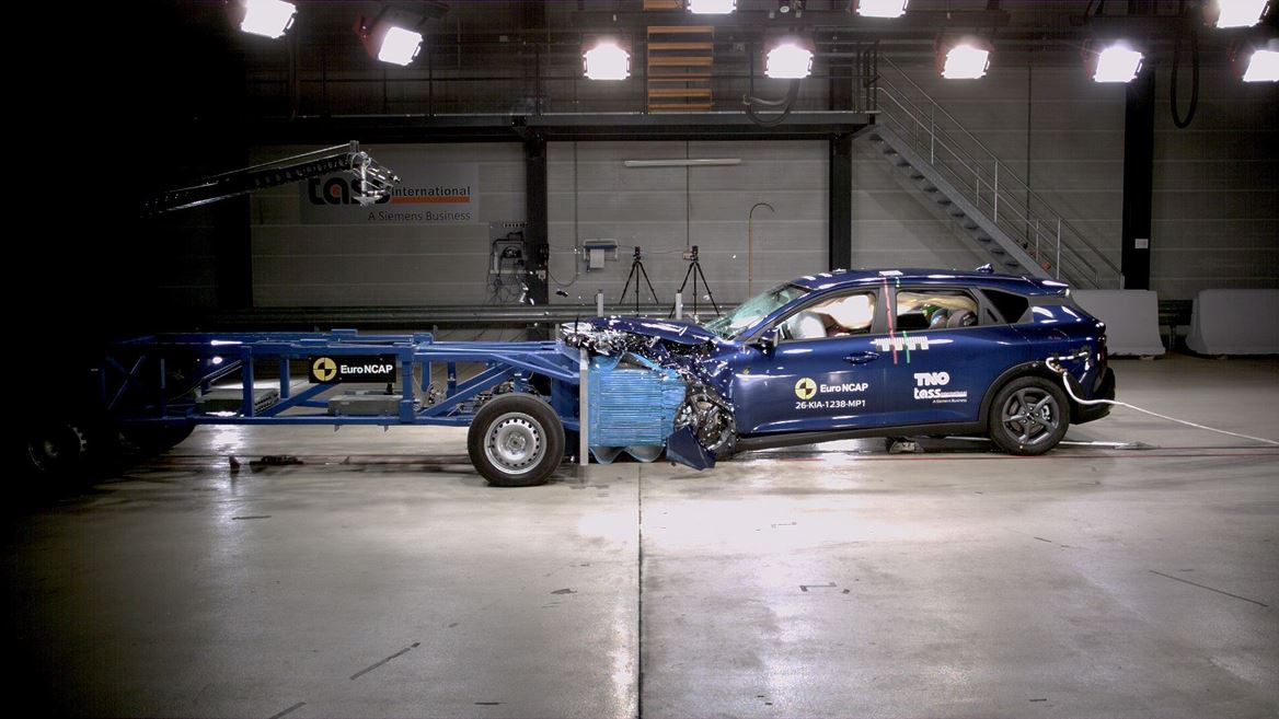 Kia K4 MPDB test 2025