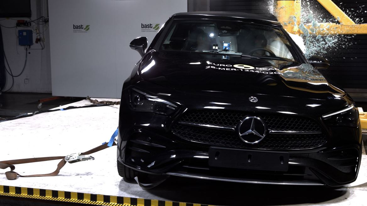 Mercedes Benz CLE Cabrio PO test 2025