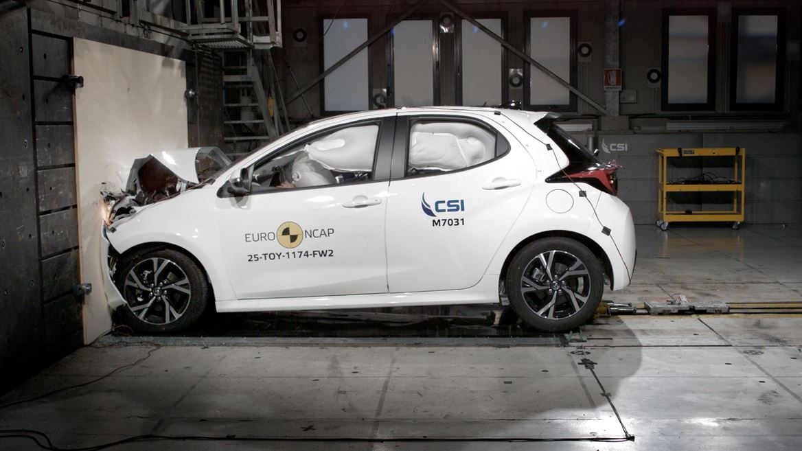 Toyota Yaris FW test 2025