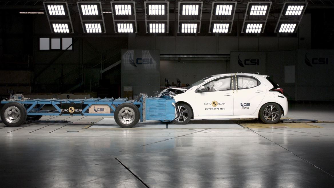 Toyota Yaris MPDB test 2025