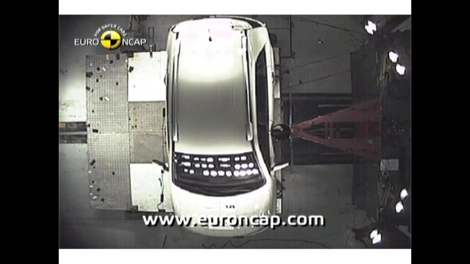 Kia Sorento - Crash Tests 2009