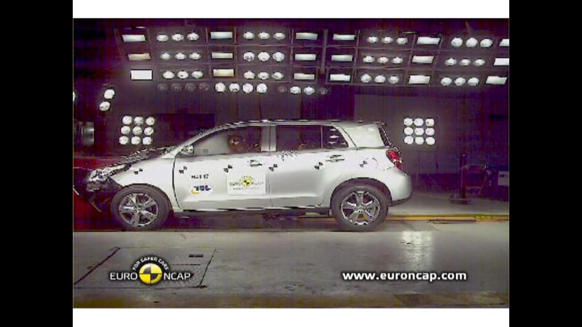 Toyota Urban Cruiser - Crash Tests 2009
