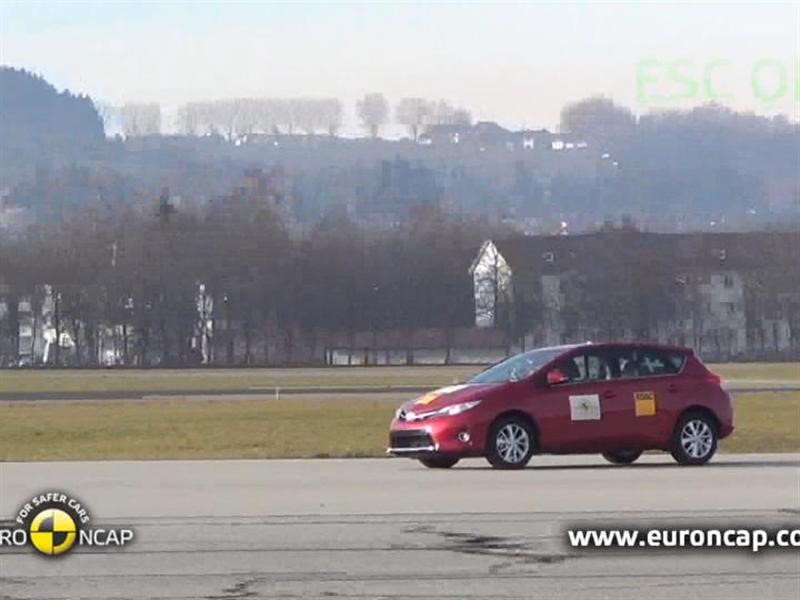 Toyota  Auris - ESC Test 2013