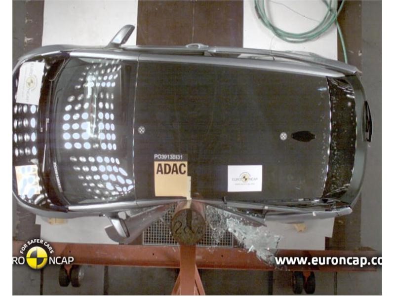 BMW i3 - Crash Tests 2013