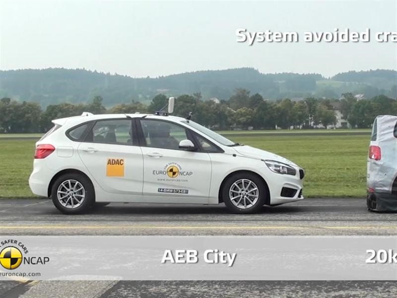 BMW 2 Series Active Tourer  - AEB Test 2014