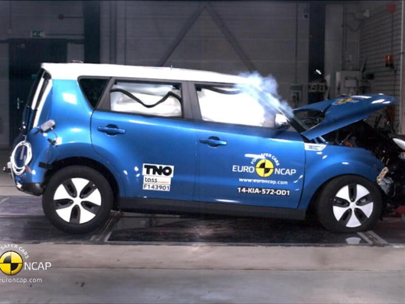 Kia Soul EV - Crash Tests 2014