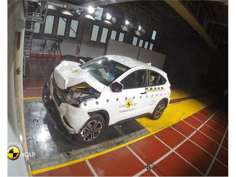 Honda HR-V - Crash Tests 2015