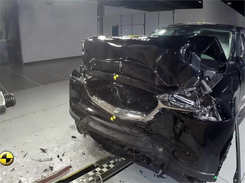 Mazda CX-5- Crash Tests 2017