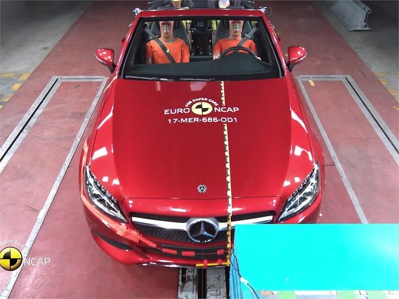 Mercedes-Benz C-Class Cabriolet- Crash Tests 2017