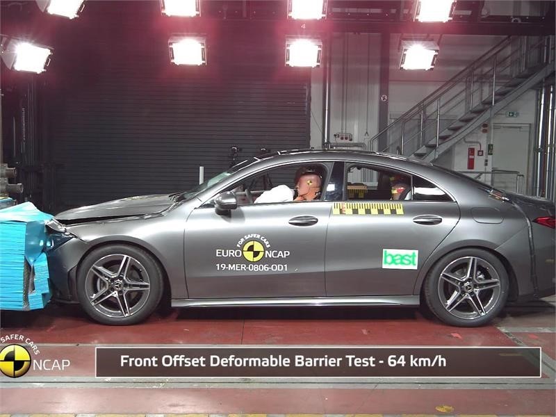 Mercedes-Benz CLA - Crash Tests - 2019