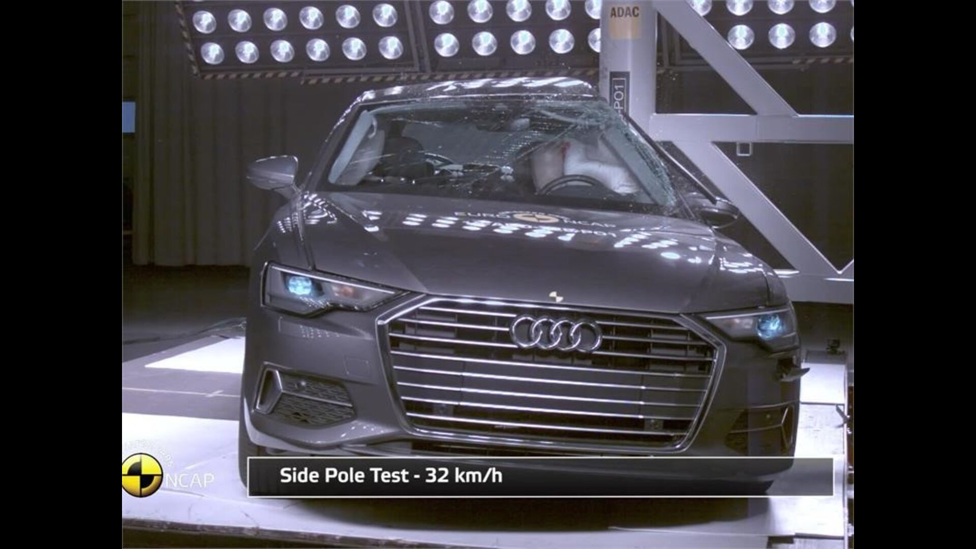 Audi A7 - Crash Tests - 2018