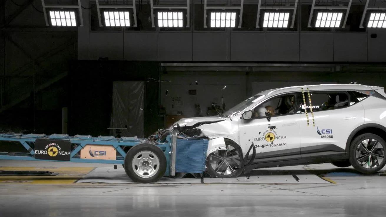 Renault Scenic E-Tech - Crash & Safety Tests - 2022