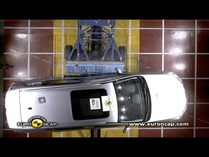 subaru-forester-crash-test-2012