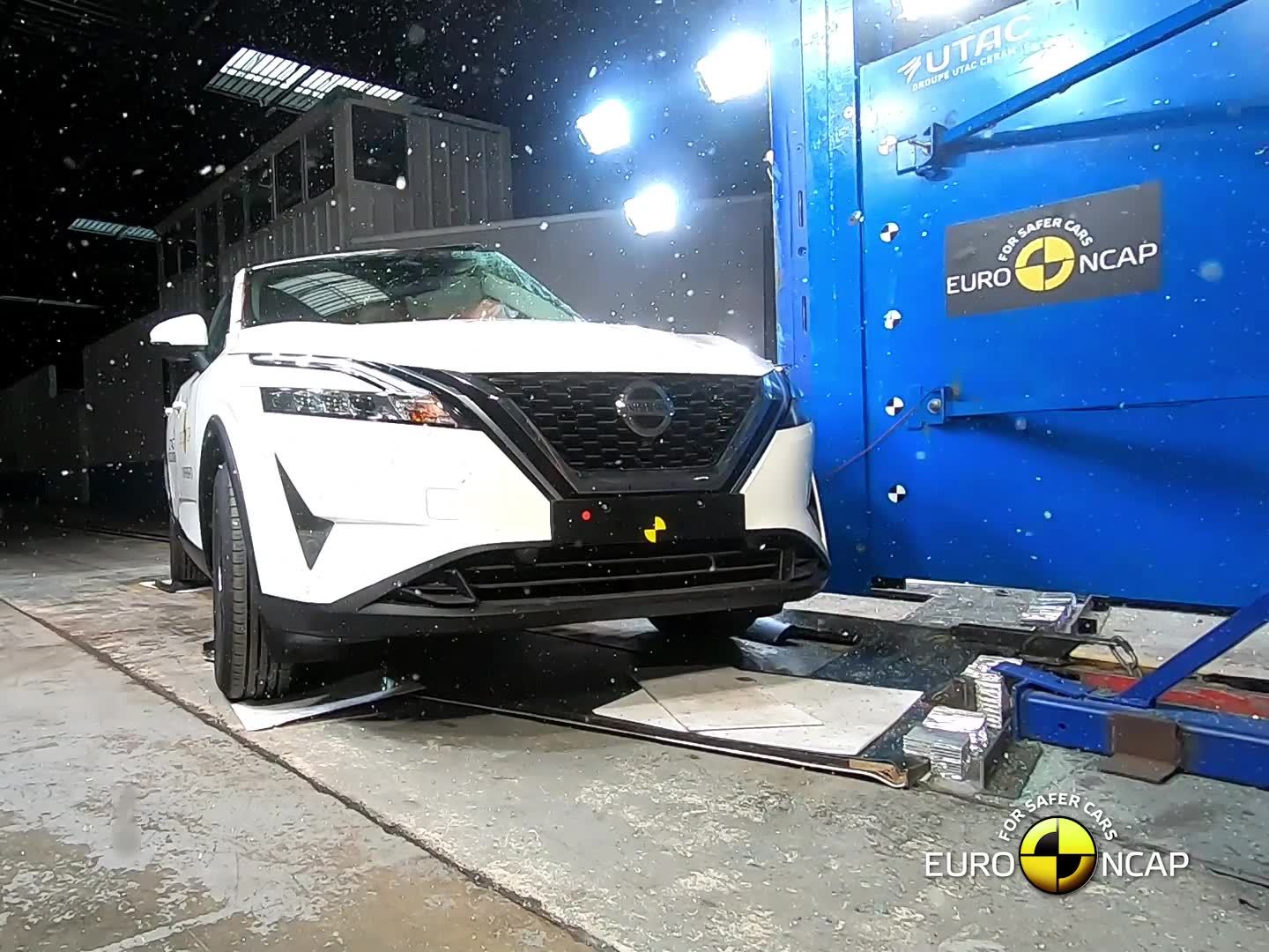 nissan-qashqai---crash---safety-tests---2021