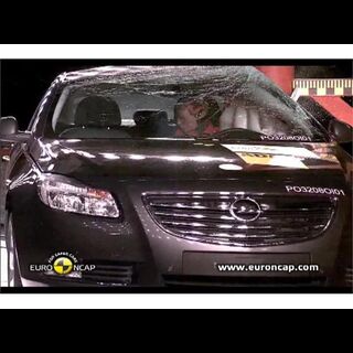 Opel Insignia 2009 - Crash Tests 2009