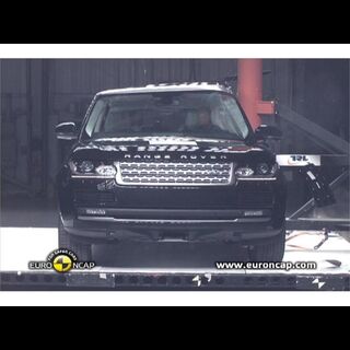 Range Rover Crash Test 2012