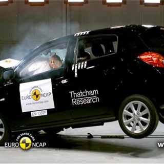 Mitsubishi Space Star/Mirage - Crash Tests 2013