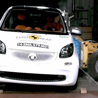 smart fortwo - Crash Tests 2014