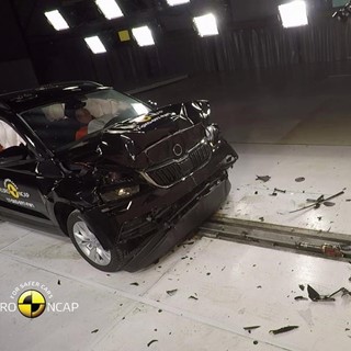 Skoda Karoq - Crash Tests 2017