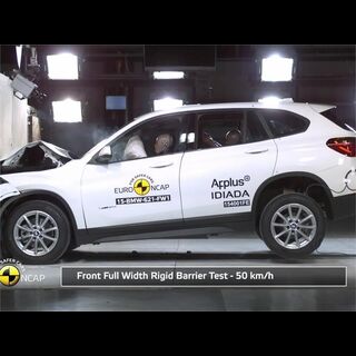 BMW X1 / X2 - Crash Tests 2015