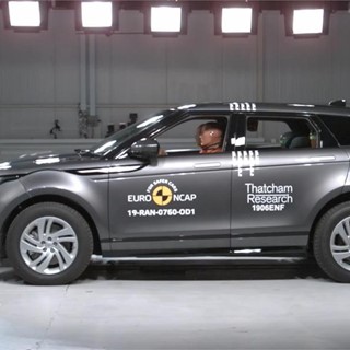 Range Rover Evoque - Crash Tests - 2019