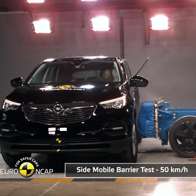 Opel/Vauxhall Grandland X - Crash & Safety Tests - 2017 - Update 2021