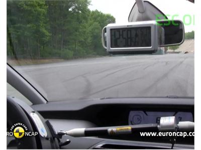 Citroën C4 Picasso - ESC Test 2013