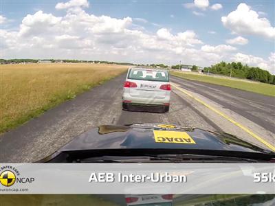 mercedes-benz-gla-class---aeb-test-2014