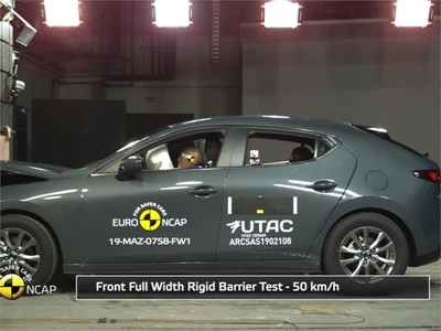 mazda-3---crash-tests---2019