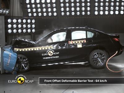 BMW 4 Series Convertible - Crash & Safety Tests - 2019