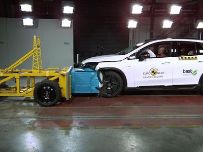 Mercedes-EQ EQE SUV - Crash & Safety Tests - 2023