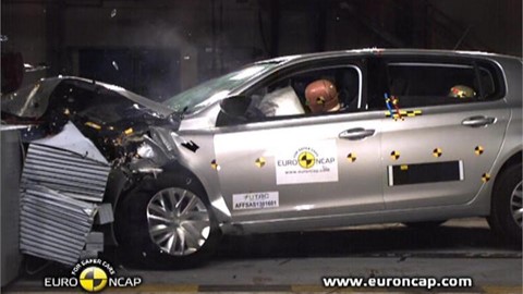 Peugeot 308 - Crash Tests 2013