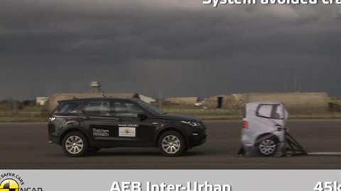 land-rover-discovery-sport----aeb-test-2014