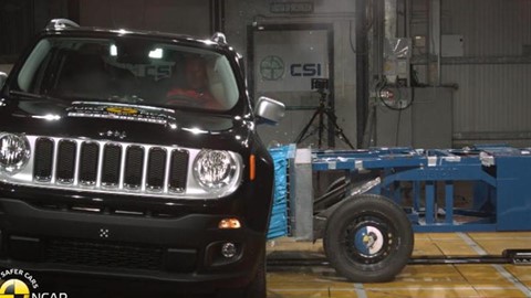 jeep-renegade---crash-tests-2014