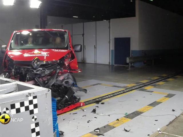 Euro Ncap Newsroom Opel Vivaro Euro Ncap Results 15