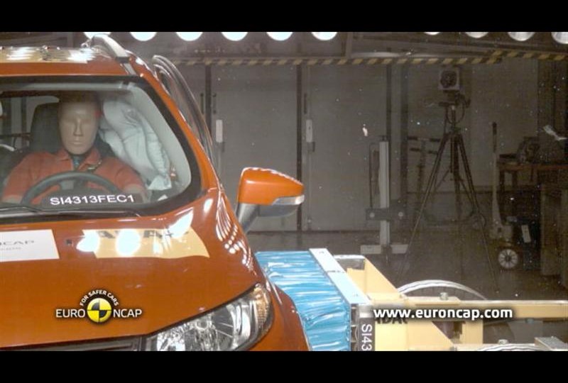 ford-ecosport---crash-tests-2013