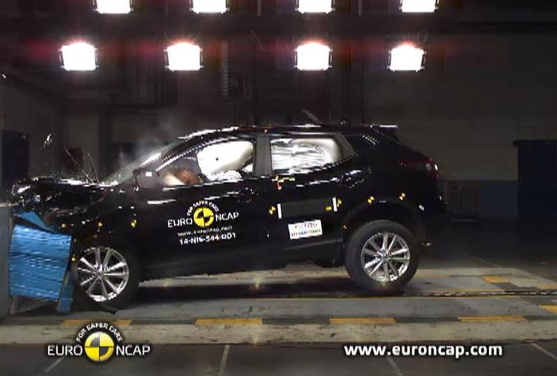 nissan-qashqai---crash-tests-2014