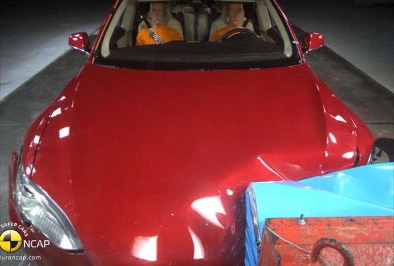 Correlaat Aanhankelijk Het apparaat Euro NCAP Newsroom : Tesla Model S - Crash Tests 2014
