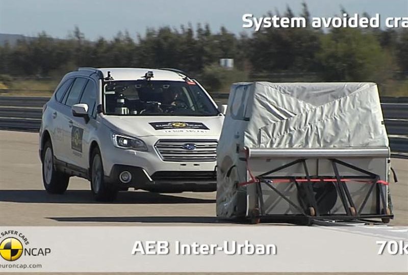 subaru-outback----aeb-test-2014