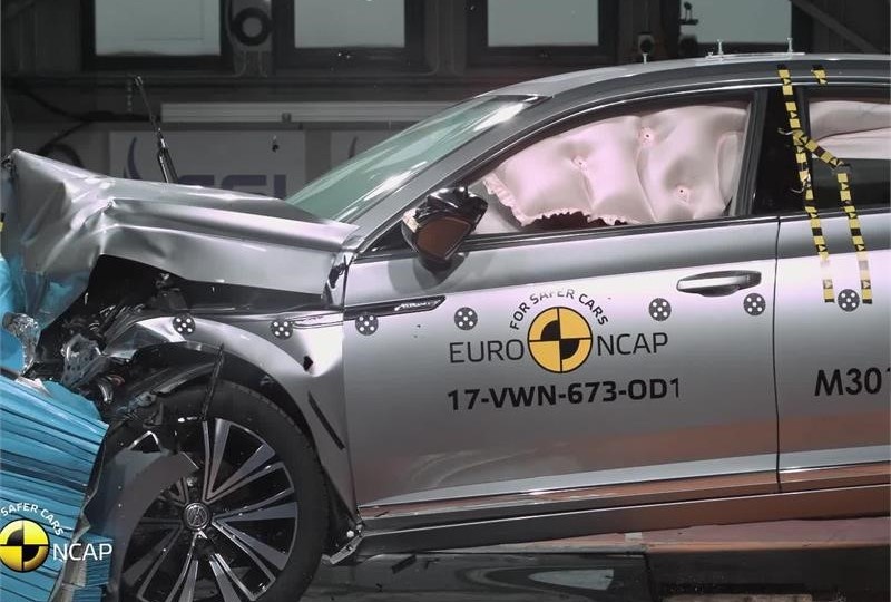 vw-arteon--crash-tests-2017